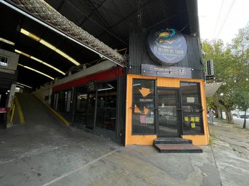 ALQUILER - LOCAL COMERCIAL AMPLIO DE 56 M2 - LOMAS DE ZAMORA