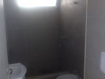 Excelente departamento de 3 amb en zona comercial. Precio rebajado