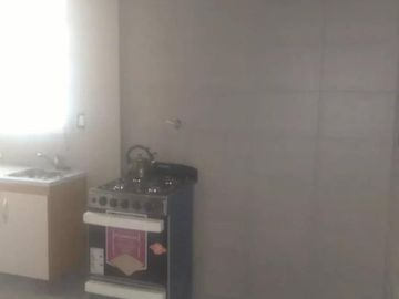 Excelente departamento de 3 amb en zona comercial. Precio rebajado