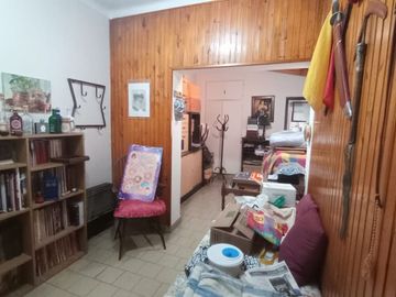 Casa con Cochera, Jardín y Fondo Libre en el Corazón de Ciudad Jardín