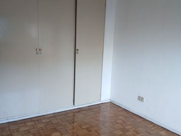 DEPARTAMENTO DE 2 AMBIENTES AL FRENTE CON BALCON EN FLORESTA