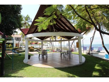 casa en venta en villas canarias. Cod V79