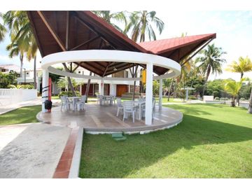 casa en venta en villas canarias. Cod V79