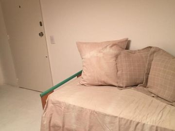 COMODO APARTAMENTO DE 2 AMBIENTES OPTIMO EMPLAZAMIENTO
