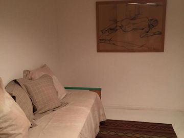 COMODO APARTAMENTO DE 2 AMBIENTES OPTIMO EMPLAZAMIENTO