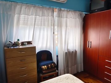Excelente dpto 3 amb 2ºPso x esc Fte c/balcon 57 mts. Av Olivera 400. Floresta