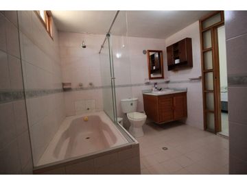 casa en venta en rodadero. Cod V12