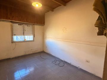 VENTA DE PROPIEDAD CON GALPON Y VIVIENDA EN ZONA MIXTA, PACIFICO 2300, BAHIA BLANCA
