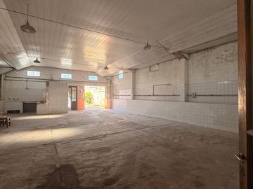 VENTA DE PROPIEDAD CON GALPON Y VIVIENDA EN ZONA MIXTA, PACIFICO 2300, BAHIA BLANCA