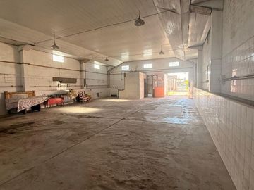 VENTA DE PROPIEDAD CON GALPON Y VIVIENDA EN ZONA MIXTA, PACIFICO 2300, BAHIA BLANCA