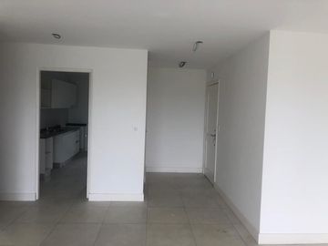 Departamento De 3 Ambientes con cochera en Terrazas Al Polo Greenville