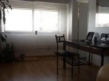 DPTO EN DUPLEX, BAULERA Y TOILETTE MUY LUMINOSO, TODO A LA CALLE  APTO PROFECIONAL