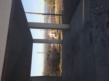 CHALET CON EXCELENTE UBICACION. SOBRE RUTA EMPALME TANTI. VISTA A LA MONTAÑA. LOTE PLANO 1000 METROS APROX. IDEAL PARA COMPLEJO TURISTICO
