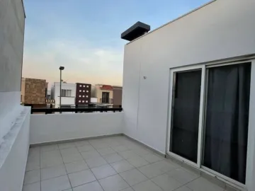 Casa en renta en Puerta de Hierro, Monterrey, Nuevo León