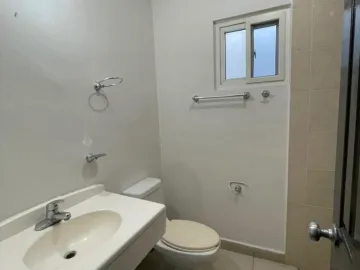 Casa en renta en Puerta de Hierro, Monterrey, Nuevo León