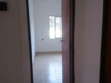 Casa 3 Ambientes En Venta - Francisco Alvarez, Moreno