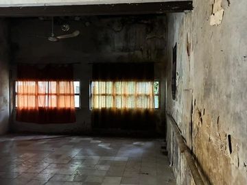 VENTA CASA ANTIGUA A REMODELAR TERRENO LOTE RAMOS MEJIA