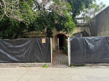 VENTA CASA ANTIGUA A REMODELAR TERRENO LOTE RAMOS MEJIA