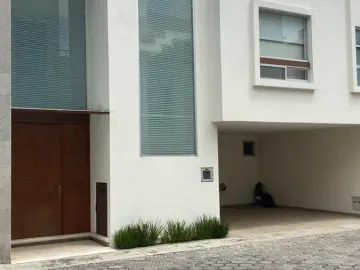 Casa en venta en San Bernardino Tlaxcalancingo, San Andrés Cholula, Puebla