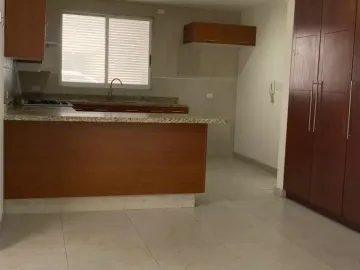 Casa en venta en San Bernardino Tlaxcalancingo, San Andrés Cholula, Puebla