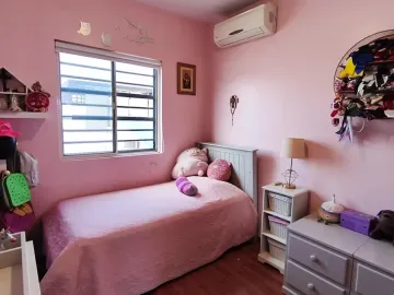 Casa en venta en Residencial Santa Cecilia II, Santa Catarina, Nuevo León