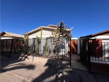 AMPLIA CASA CON JACUZZI EN VILLA EL MARAY - FAMILIA O EMPRESA