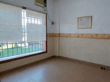 ALQUILA OFICINAS/CONSULTORIOS