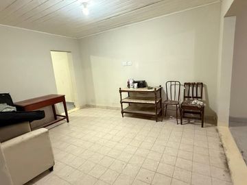 VENTA DE PROPIEDAD CON MULTIPLES OPCIONES APTA USO MULTIFAMILIAR O PARA RENTA BARRIO MALDONADO