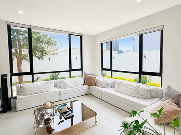 Casa en venta en Puerta del Bosque con recámara en PB