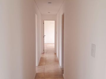 ALQUILER.Casa de 4ambientes con pileta en barrio cerrado