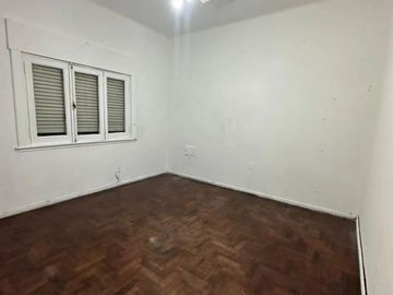 ALQUILER CASA COMERCIAL IDEAL GASTRONOMIA ZONA LOMAS DE MIRADOR