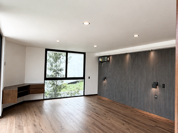 Casa de lujo en Puerta del Bosque en venta