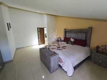 Jilotepec: Hermosa casa o villa en San Juan Acazuchitlán