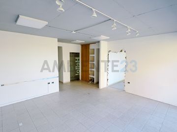 Piso de oficinas en alquiler en Palermo - 140m2 + 2 cocheras
