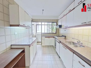 SE VENDE PISO 4 AMB. C/DEP. 2 COCHERA EN RETIRO