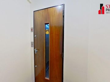 SE VENDE PISO 4 AMB. C/DEP. 2 COCHERA EN RETIRO