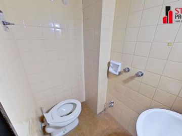 SE VENDE PISO 4 AMB. C/DEP. 2 COCHERA EN RETIRO