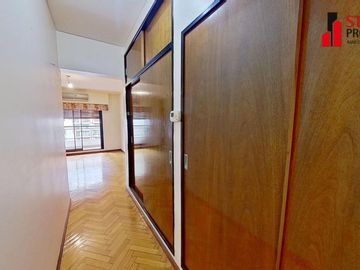 SE VENDE PISO 4 AMB. C/DEP. 2 COCHERA EN RETIRO