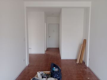 DEPARTAMENTO 2 AMB. CON COCHERA. SAN ISIDRO .