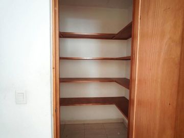 Hermosa Residencia grandes espacios jardines, terrazas, departamento