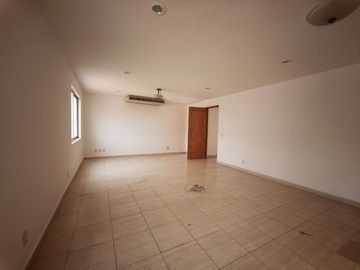 Hermosa Residencia grandes espacios jardines, terrazas, departamento