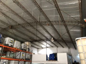 Excelente Galpón de 520 m2 en Alquiler, Zona Lomas del Mirador