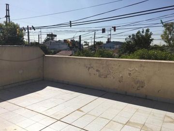 PH en Venta, Planta Baja Frente, Zona Bernal (Montevideo y Dardo Rocha)