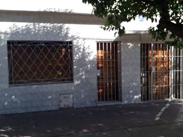 PH en Venta, Planta Baja Frente, Zona Bernal (Montevideo y Dardo Rocha)