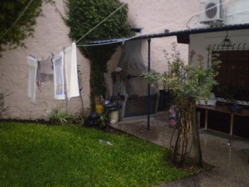 # MIRA ESTO # APTO CREDITO # CASA 6 AMB # JARDIN Y GARAGE #