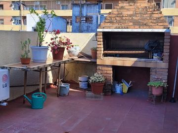 Venta PH 4 ambientes 1°piso por escalera al fondo