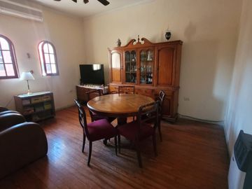 Venta PH 4 ambientes 1°piso por escalera al fondo