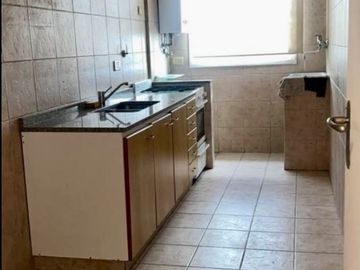 ALQUILER - DEPTO. 3 AMBIENTES C/BALCÓN CORRIDO - PISO 11 AL FRENTE