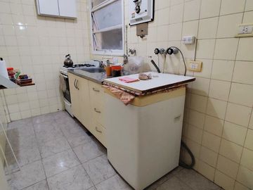 Alquiler 2 ambientes con cocina independiente y lavaropa