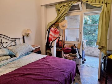 PISO DE 4 AMBIENTES FRENTE AL PARQUE, PRIMER PISO POR ESCALERA, 128 M2 TOTALES